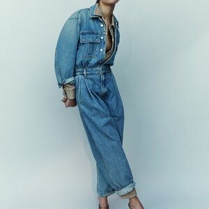 Agolde denim jumpsuit. Oversized fit